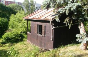 Predáme chatku so záhradkou, Trenčín